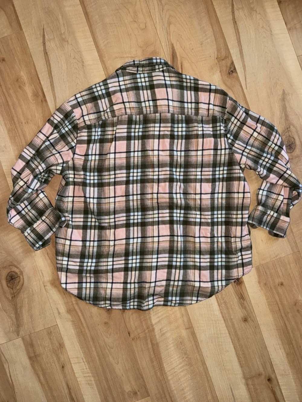 Old Navy The Boyfriend Shirt, Size XLarge - Picture 4 of 4